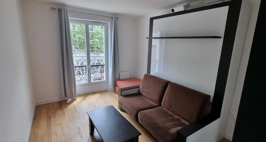 Paris Auriol-1